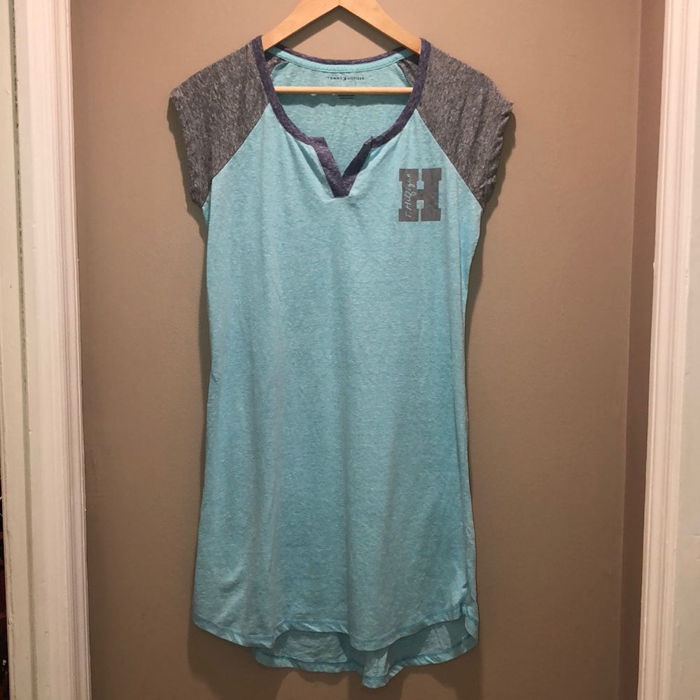 Tommy Hilfiger nightshirt size small